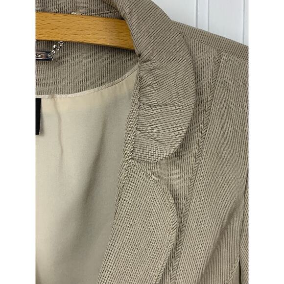 WHBM Khaki Pinstripe Hourglass Blazer Size 0 - Picture 4 of 8